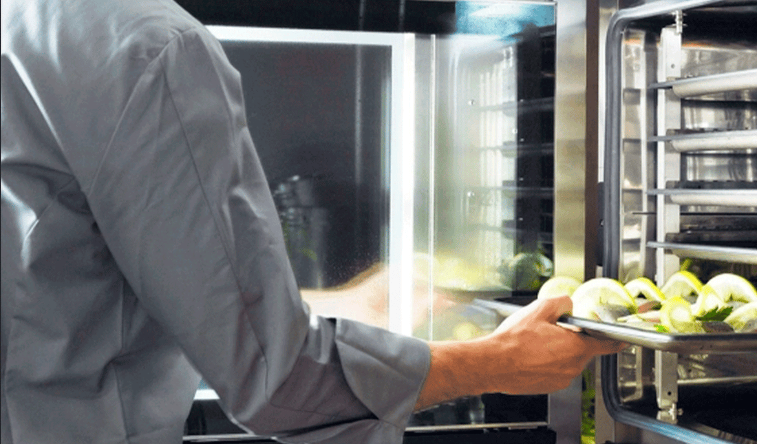 Cómo los hornos UNOX mejoran la operación diaria en cocinas exigentes